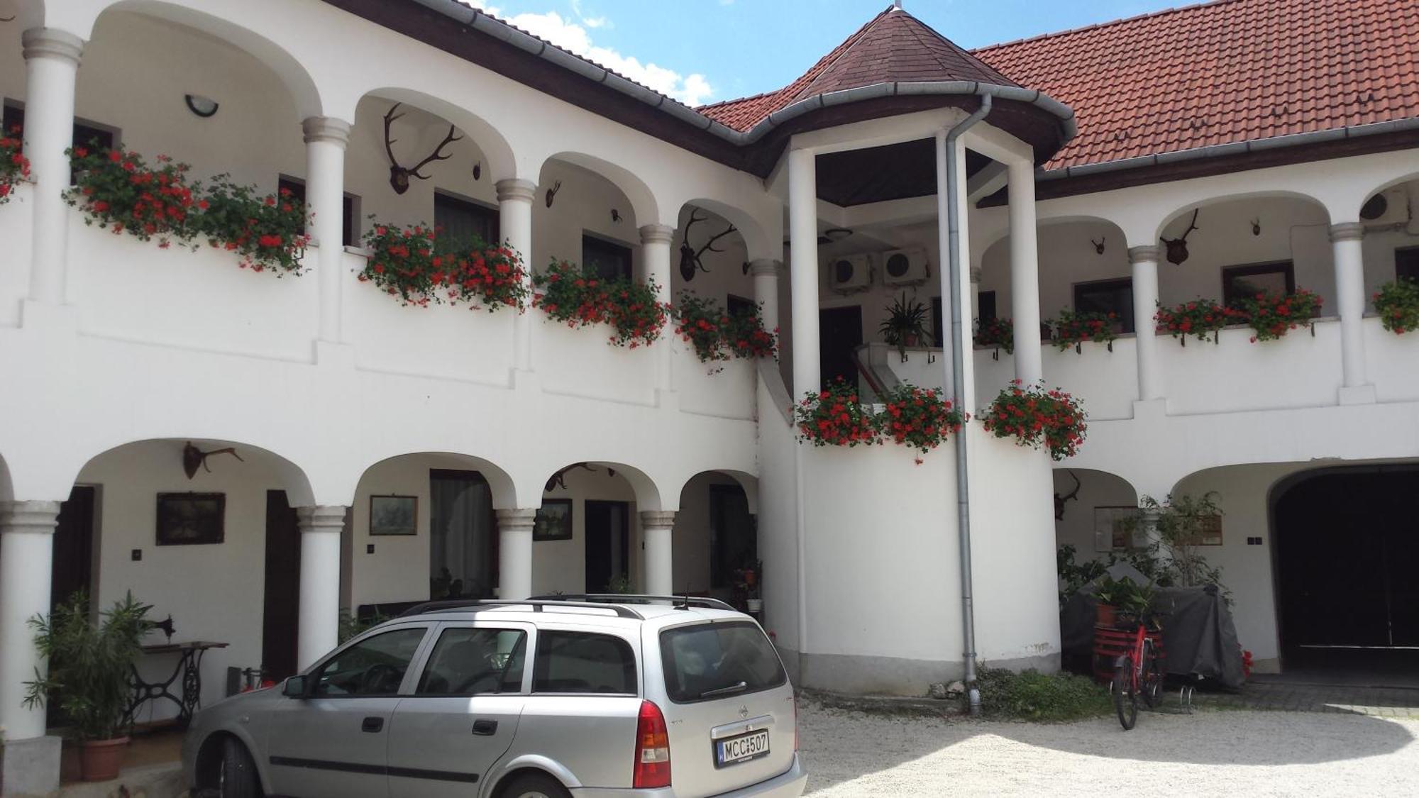 Bed and Breakfast Eden Panzió Erlau Exterior foto