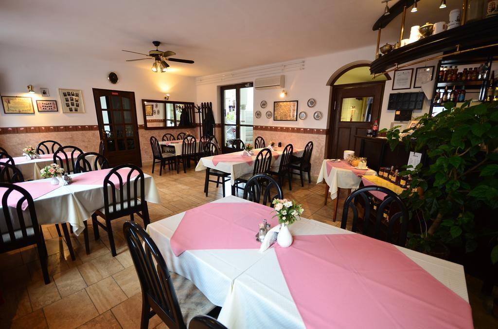 Bed and Breakfast Eden Panzió Erlau Exterior foto